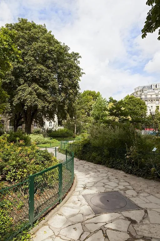 Timhotel Paris Gare De L'Est 3*,